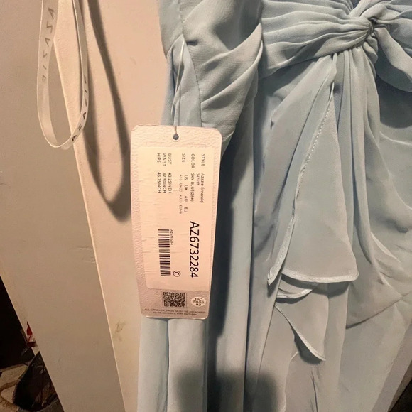 ~Azazie~ Gown - Size A16 - Picture 4 of 13